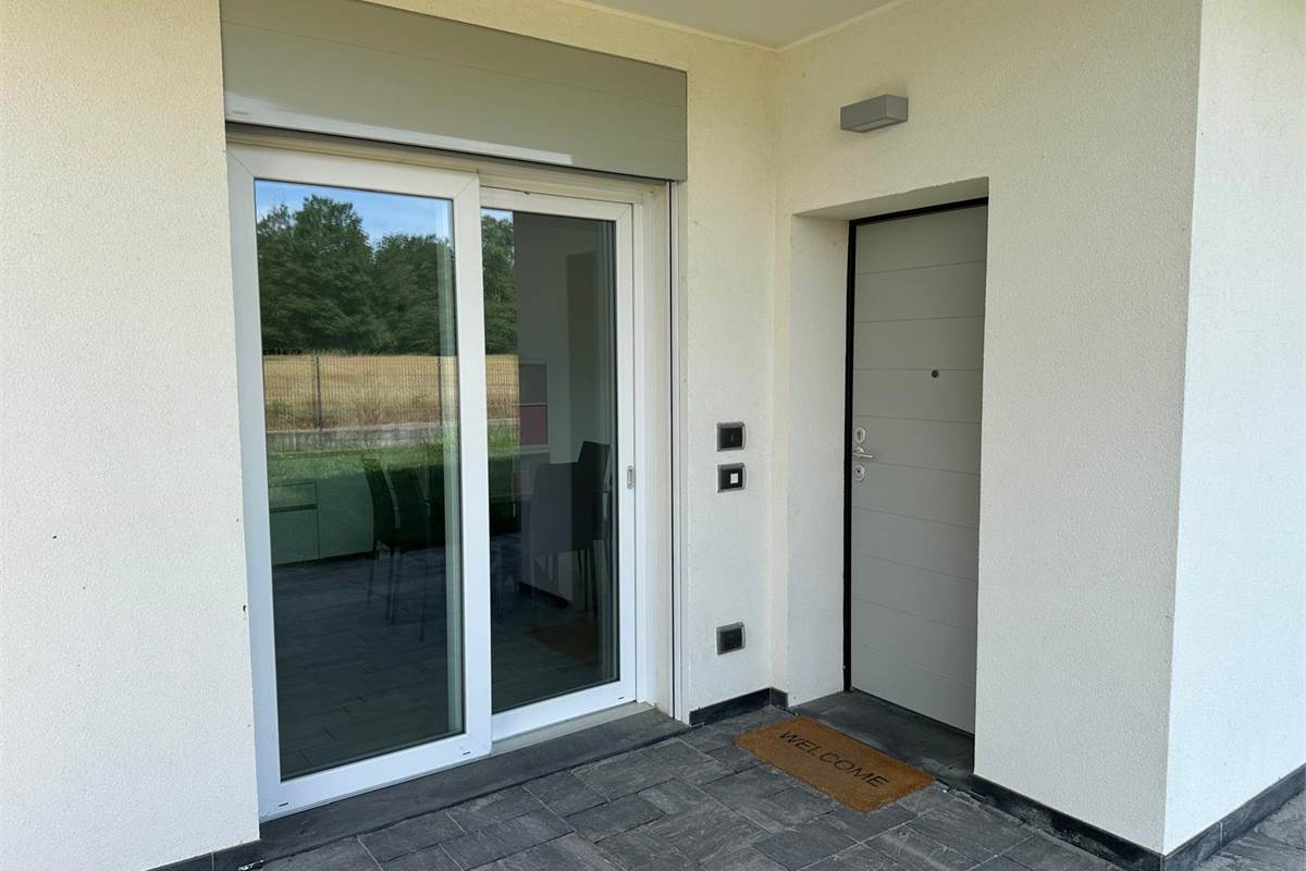 OLTRONA SAN MAMETE VILLA SINGOLA COMPLETAMENTE ARREDATA
