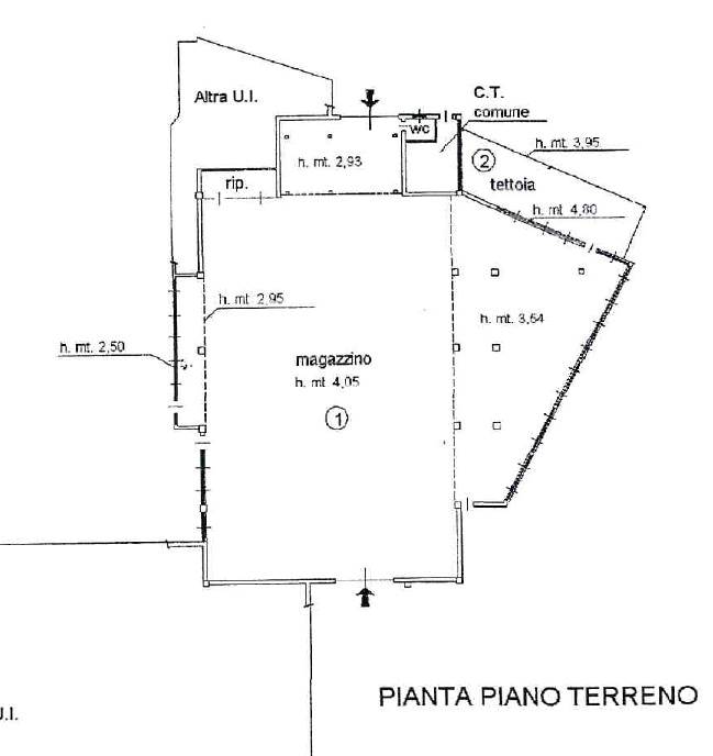 CAPANNONE COMMERCIALE/PRODUTTIVO CON AREA ESTERNA