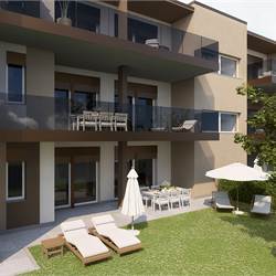 ROVELLASCA NUOVO TRILOCALE CON GIARDINO