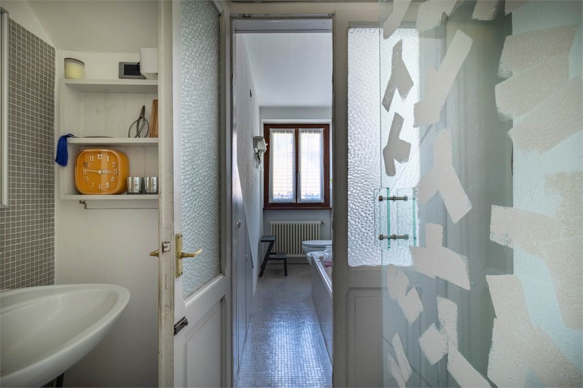 POGNANA LARIO - AFFASCINANTE PORZIONE DI CASA CON VISTA LAGO TERRAZZI E DEPANDANCE
