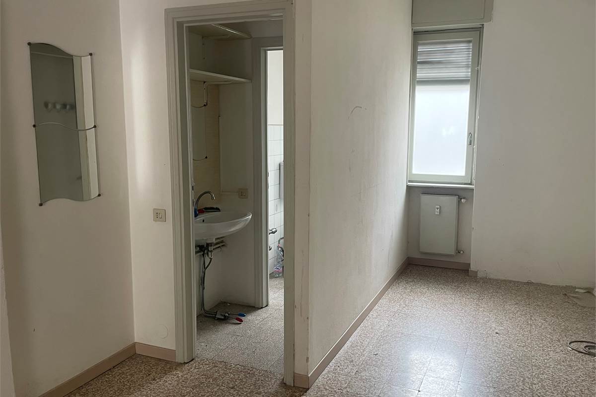 COMO ADIACENTE CITTA' MURATA