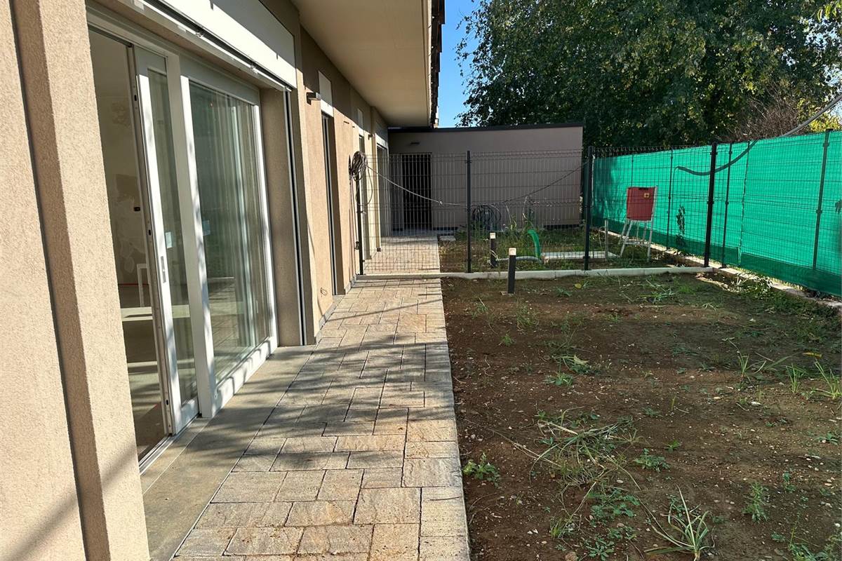  LIMIDO COMASCO VILLETTA A SCHIERA DI NUOVA COSTRUZIONE