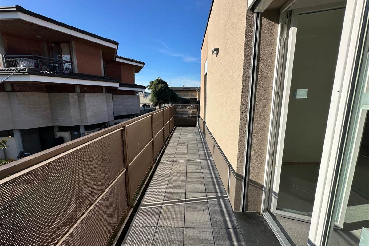  LIMIDO COMASCO VILLETTA A SCHIERA DI NUOVA COSTRUZIONE