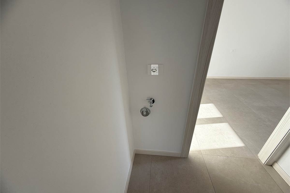 CASNATE VILLA INDIPENDENTE