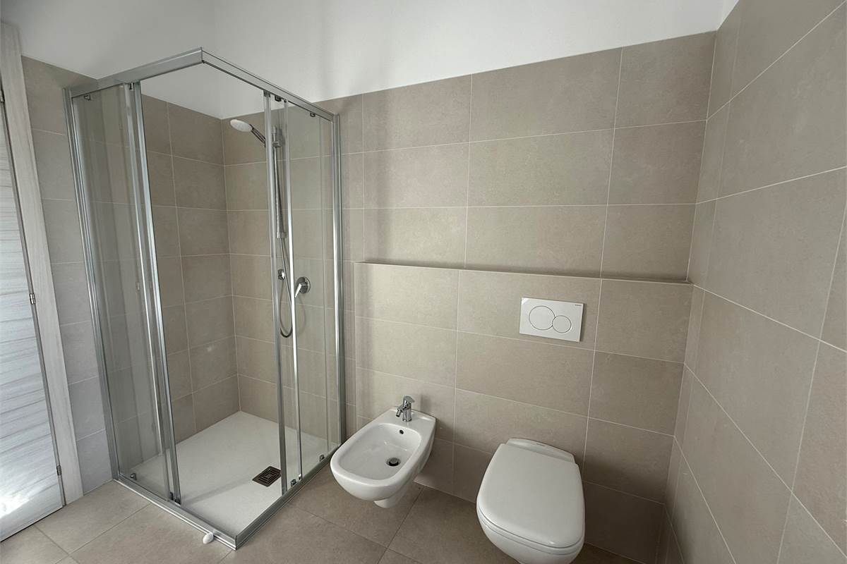 CASNATE VILLA INDIPENDENTE