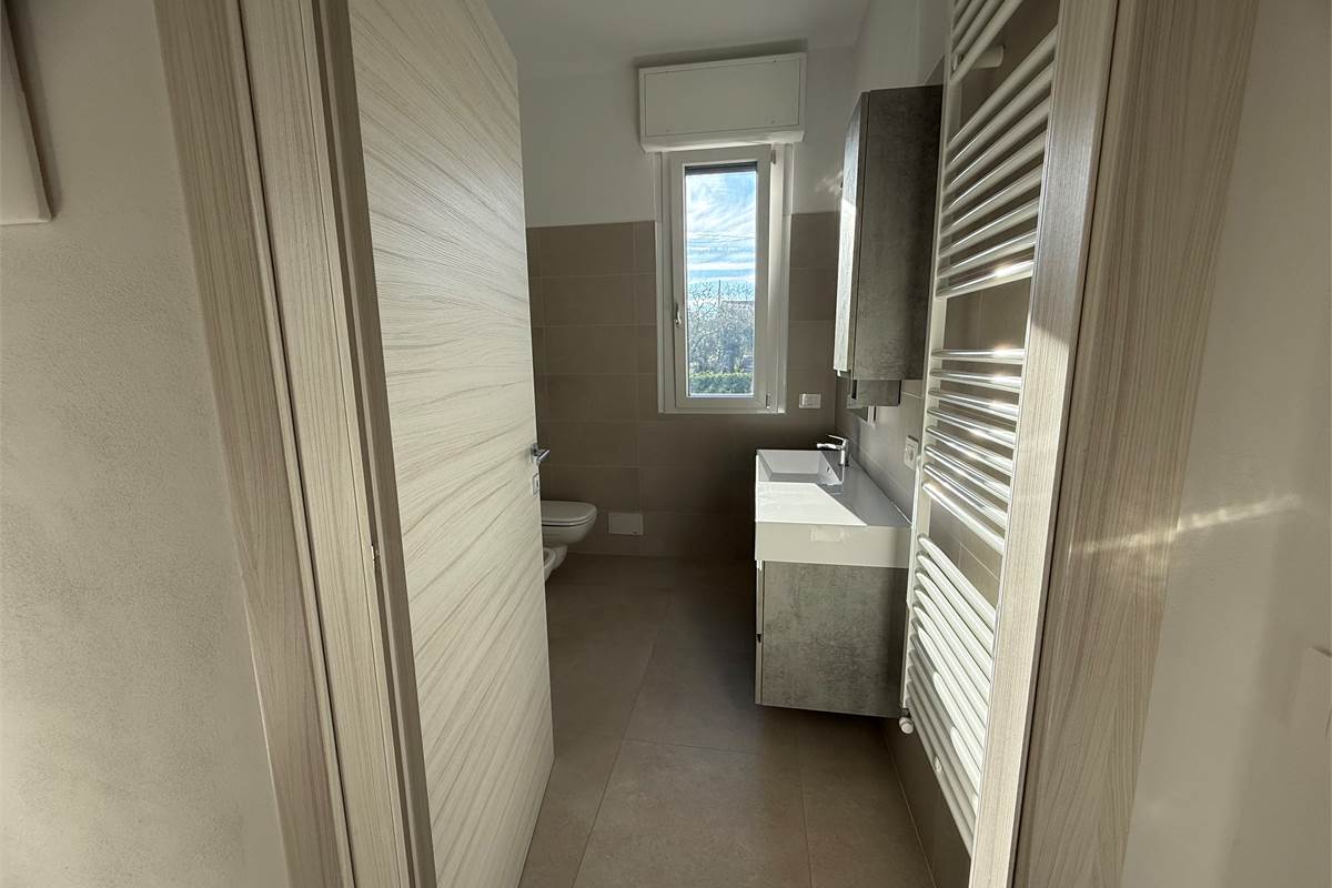 CASNATE VILLA INDIPENDENTE