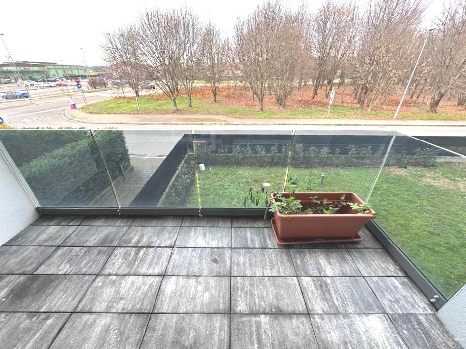 MOZZATE TRILOCALE CON TERRAZZO E BOX