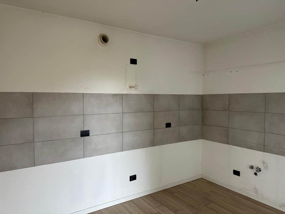 MOZZATE TRILOCALE CON TERRAZZO E BOX