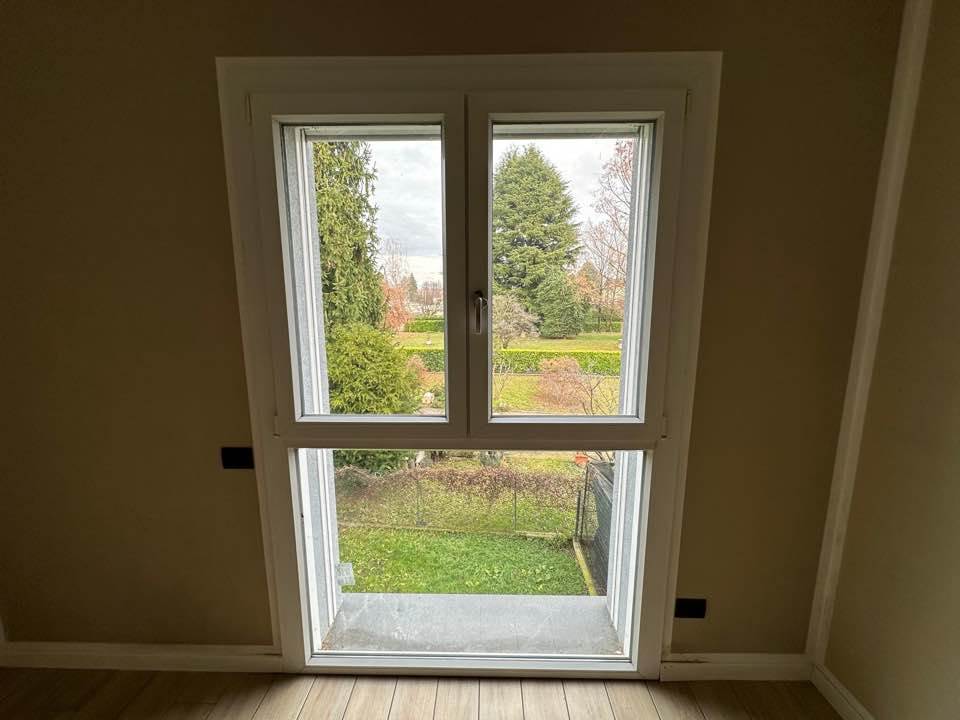 MOZZATE TRILOCALE CON TERRAZZO E BOX