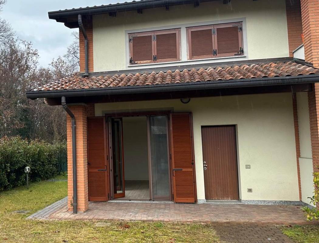 ANZANO DEL PARCO VILLETTA DI TESTA CON AMPIO GIARDINO