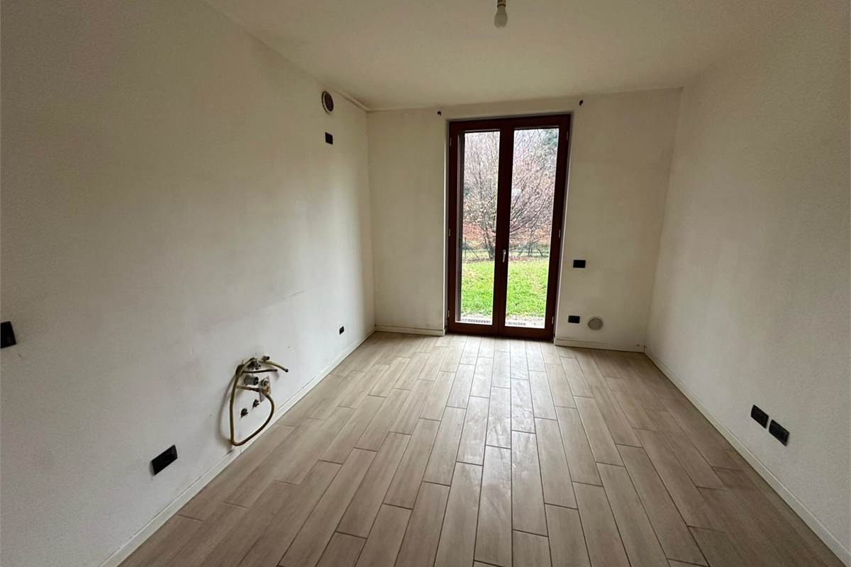 ANZANO DEL PARCO VILLETTA DI TESTA CON AMPIO GIARDINO