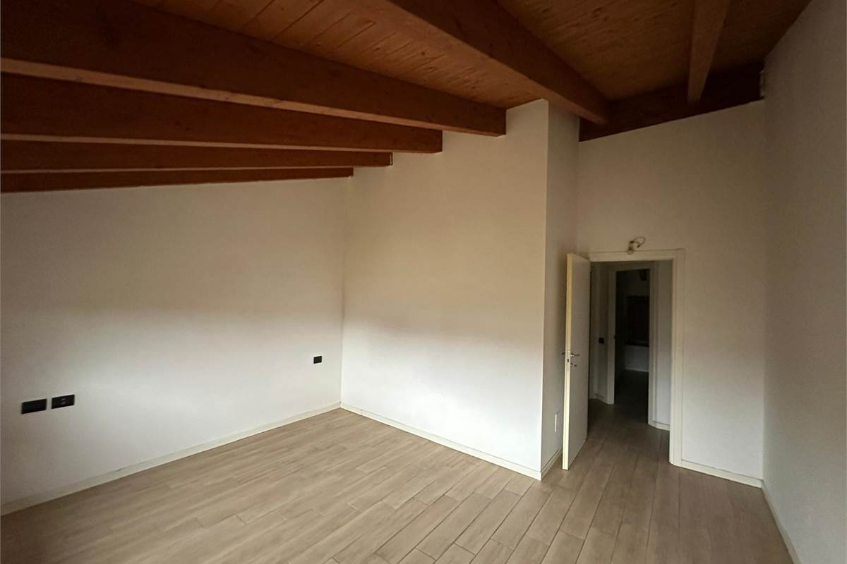 ANZANO DEL PARCO VILLETTA DI TESTA CON AMPIO GIARDINO