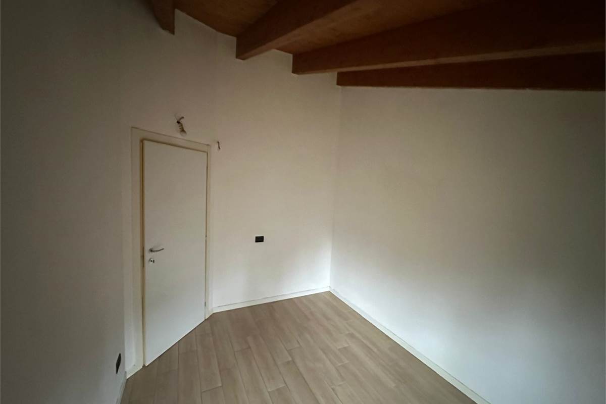 ANZANO DEL PARCO VILLETTA DI TESTA CON AMPIO GIARDINO