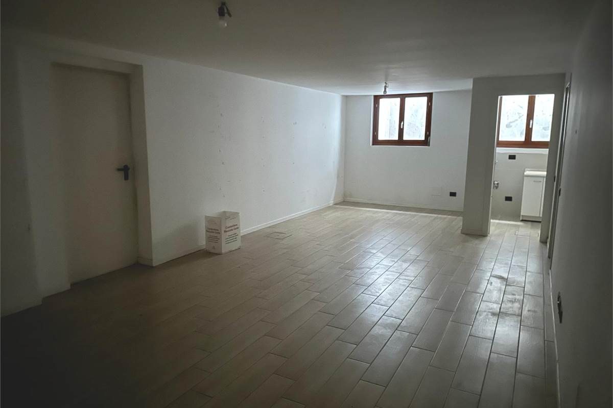 ANZANO DEL PARCO VILLETTA DI TESTA CON AMPIO GIARDINO