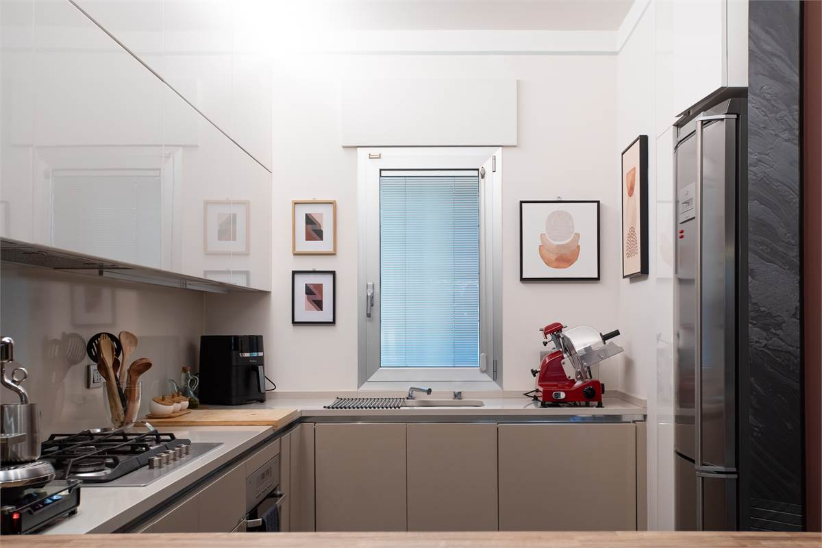 COMO APPARTAMENTO CON PORTICO - ARREDATO 