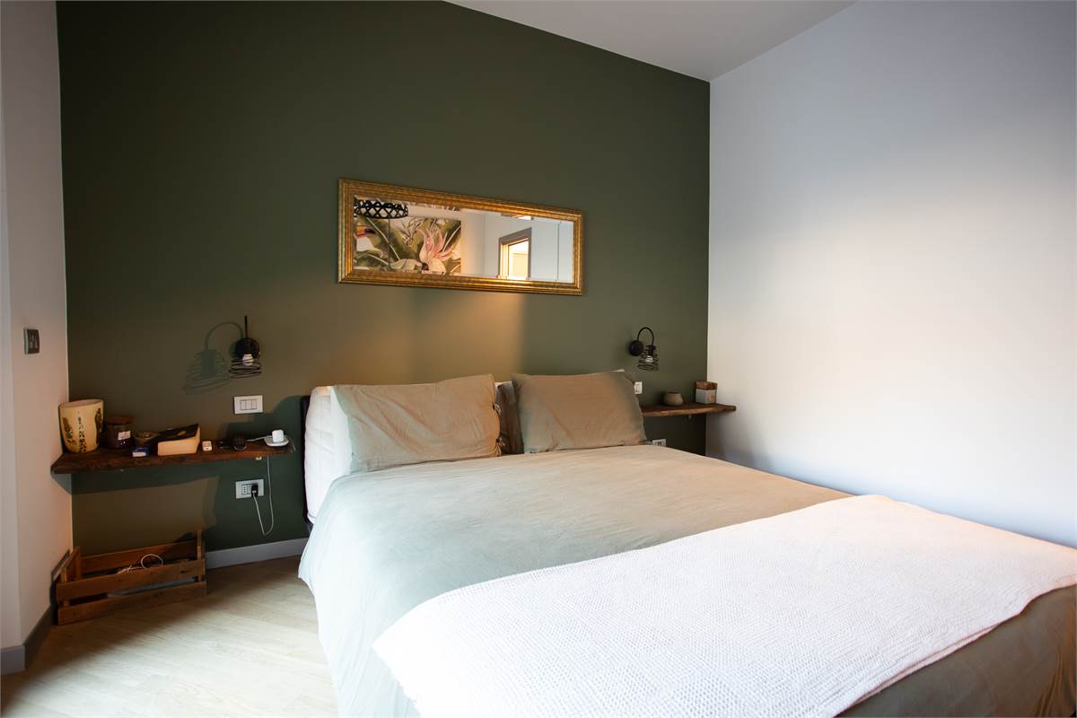 COMO APPARTAMENTO CON PORTICO - ARREDATO 