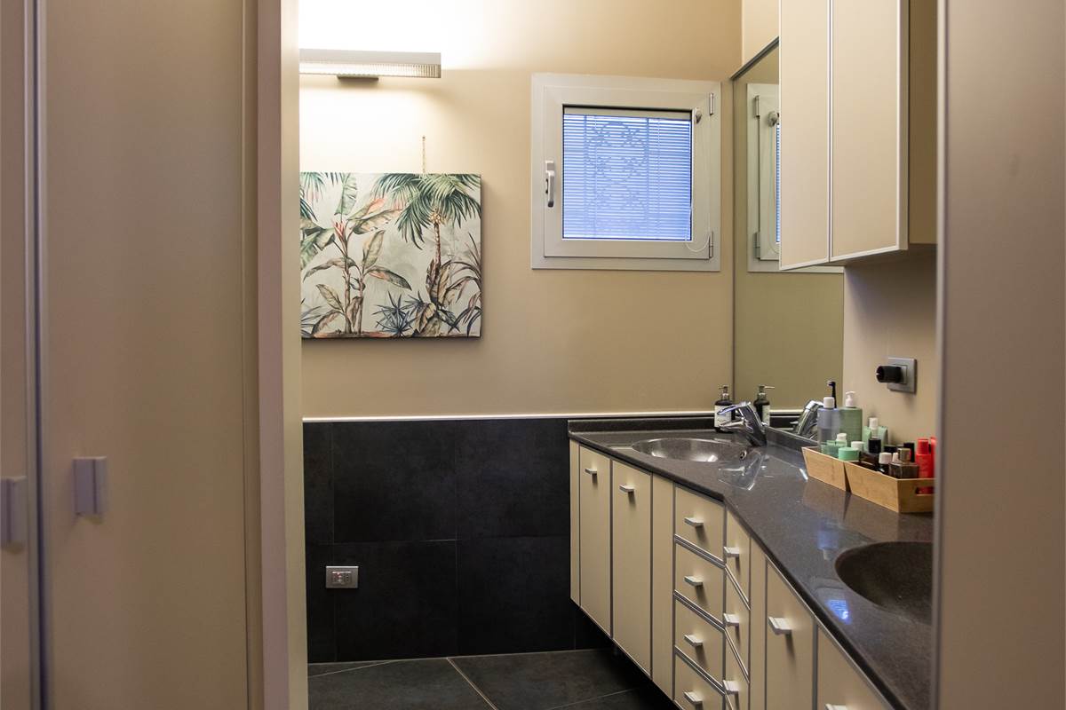 COMO APPARTAMENTO CON PORTICO - ARREDATO 