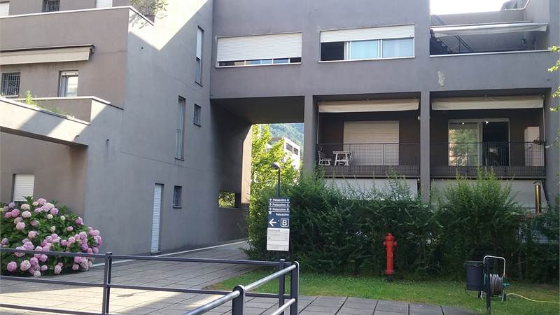 COMO MONOLOCALE IN RESIDENCE