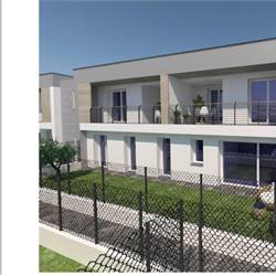 BREGNANO NUOVO TRILOCALE CON BALCONI E BOX