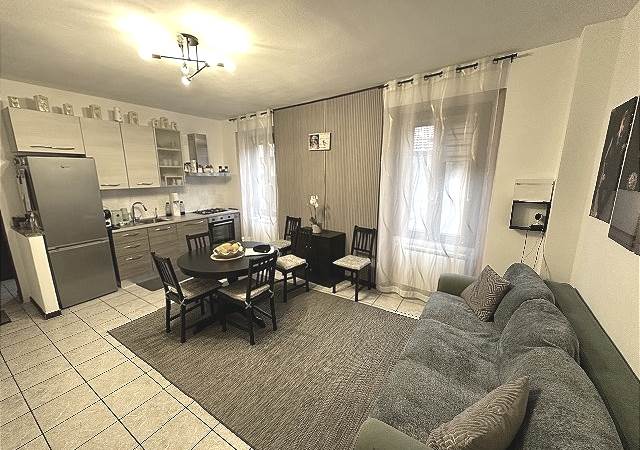 FENEGRO' TRILOCALE ARREDATO E RISTRUTTURATO