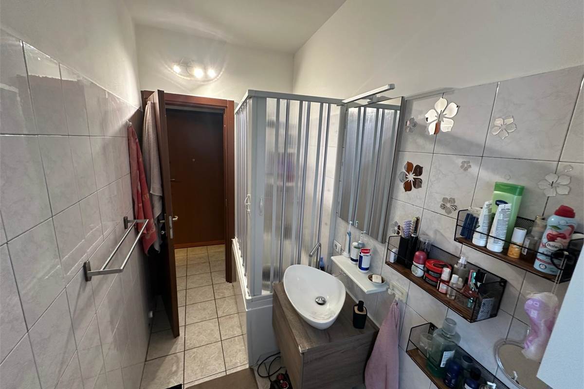 FENEGRO' TRILOCALE ARREDATO E RISTRUTTURATO