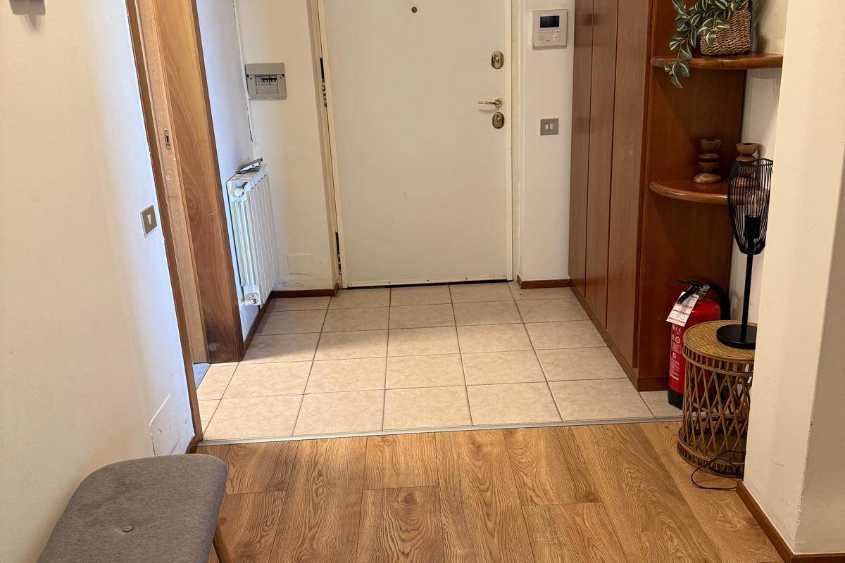 Como via Torno panoramico bilocale con cucina separata