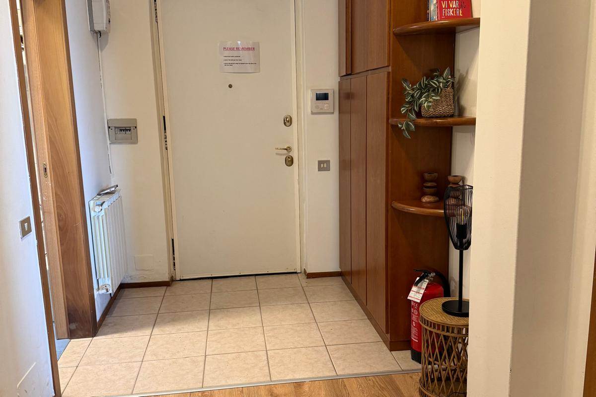 Como via Torno panoramico bilocale con cucina separata