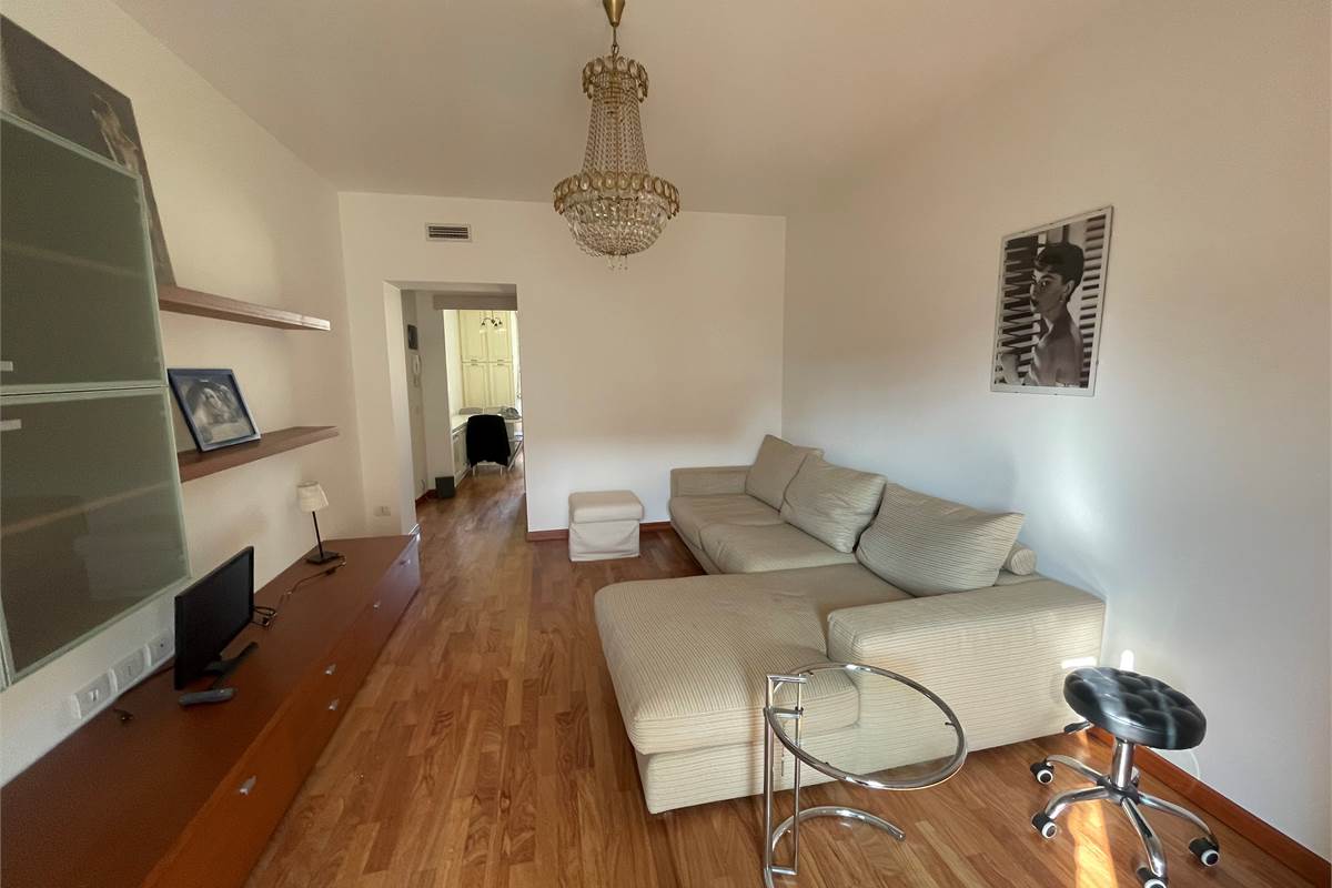 Milano Porta Venezia trilocale in affitto