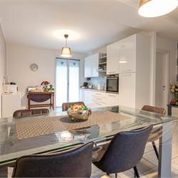 3 locali In Vendita a Cantù