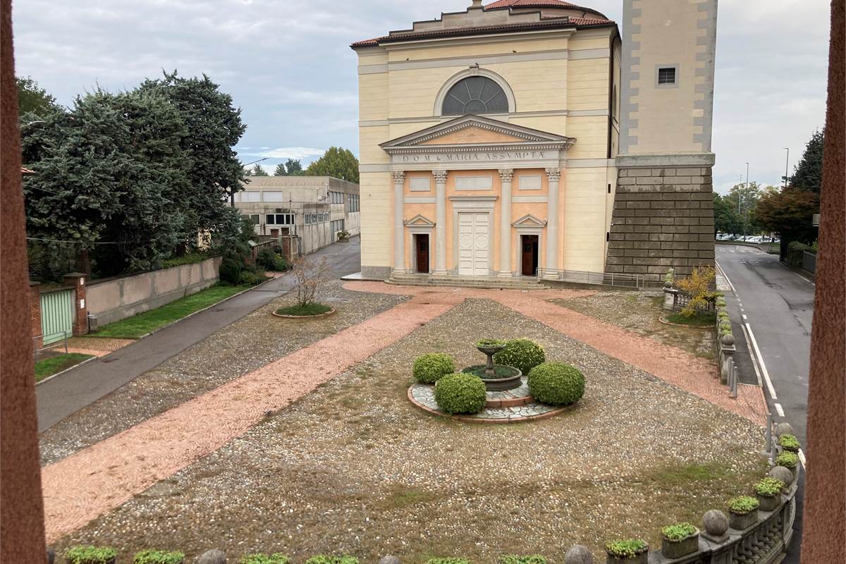 GUANZATE AMPIO BILOCALE ARREDATO A NUOVO A REDDITO 