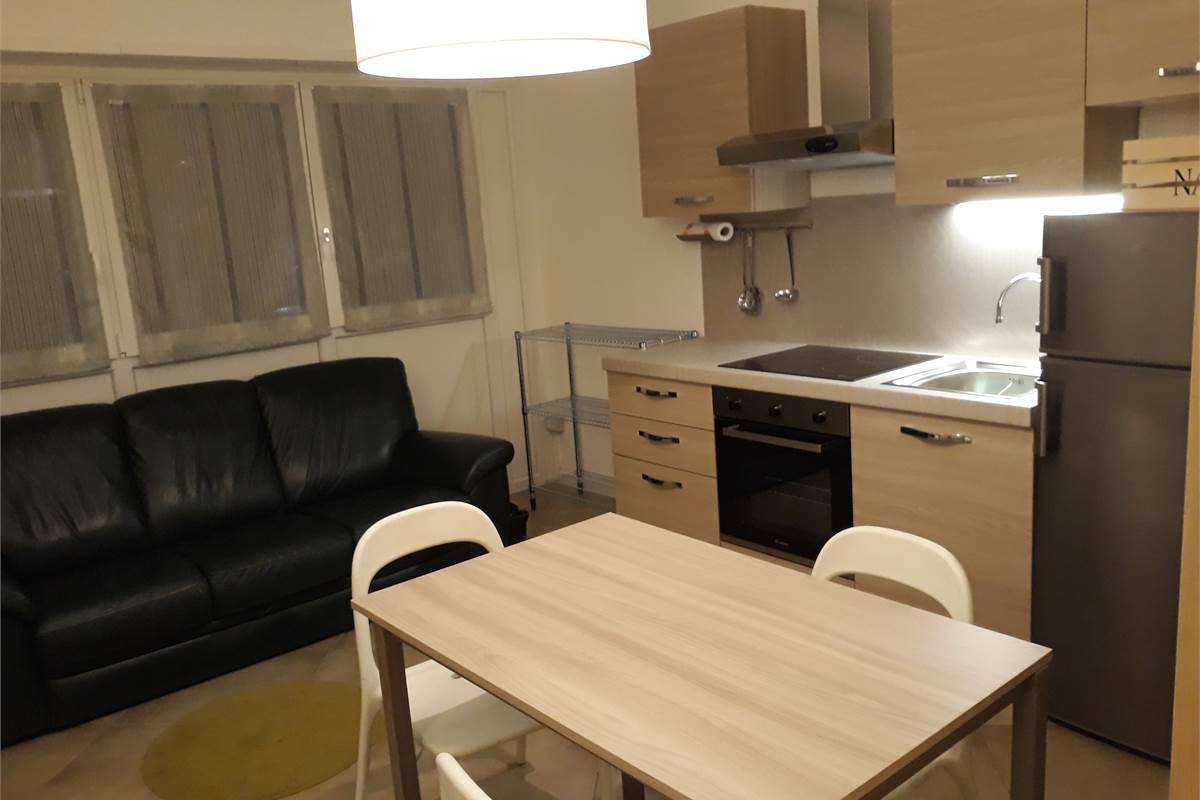 Como monolocale in affitto 