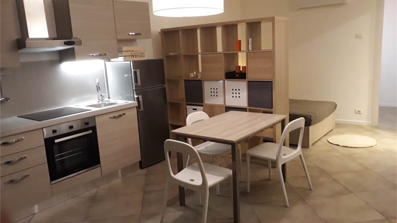 Como monolocale in affitto 