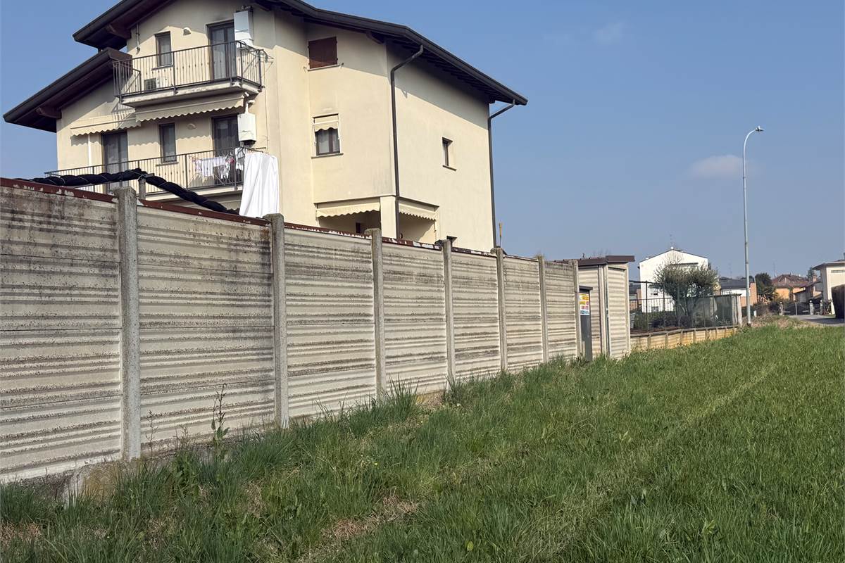 FIGINO SERENZA: ESCLUSIVO TERRENO EDIFICABILE CON VISTA PANORAMICA 