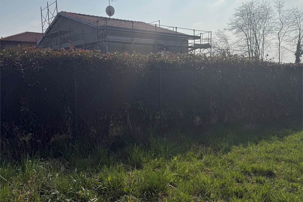 FIGINO SERENZA: ESCLUSIVO TERRENO EDIFICABILE CON VISTA PANORAMICA 