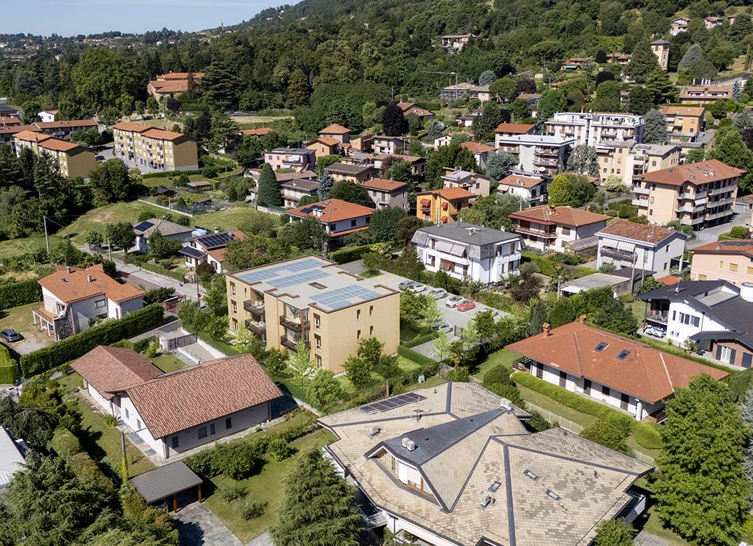ERBA NUOVO BILOCALE CON GIARDINO