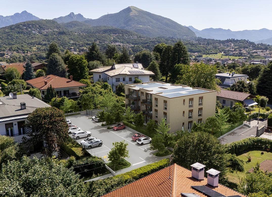 ERBA NUOVO BILOCALE CON GIARDINO