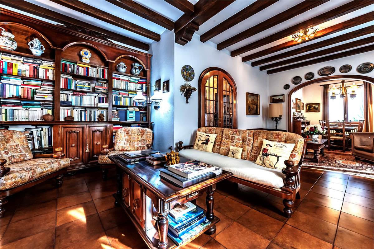 Cantù grande Villa in zona collinare panoramica