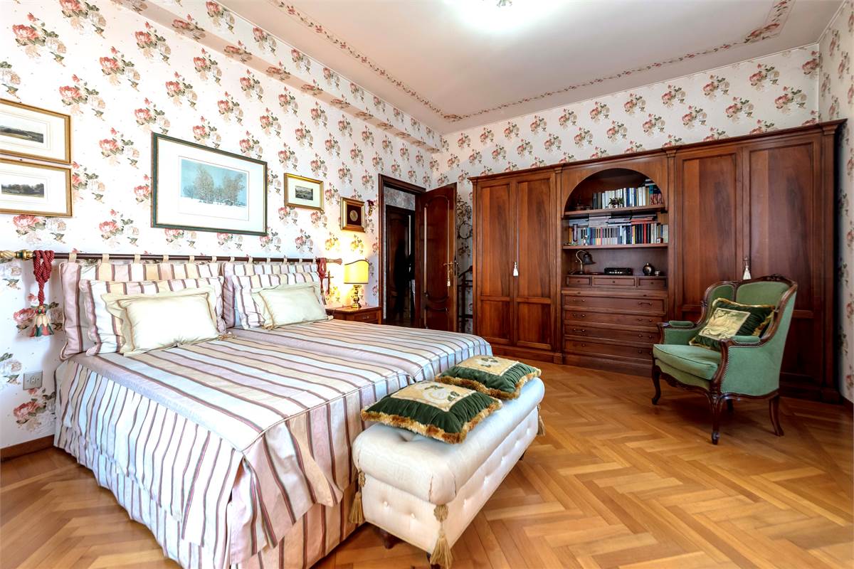 Cantù grande Villa in zona collinare panoramica