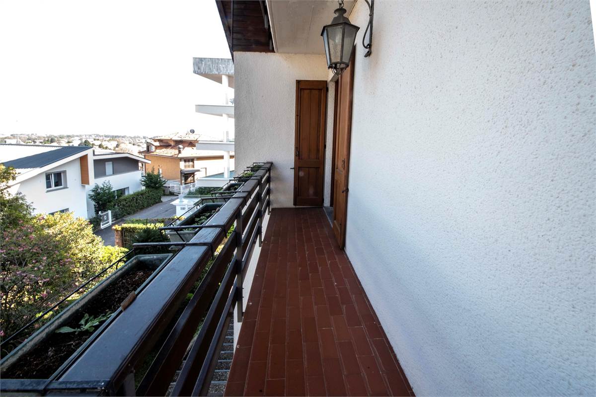 Cantù grande Villa in zona collinare panoramica