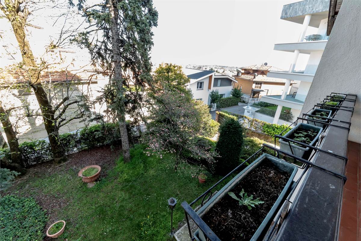 Cantù grande Villa in zona collinare panoramica