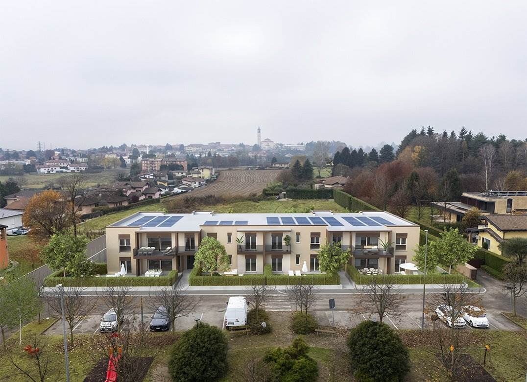 GUANZATE NUOVO TRILOCALE CON GIARDINO E BOX DOPPIO