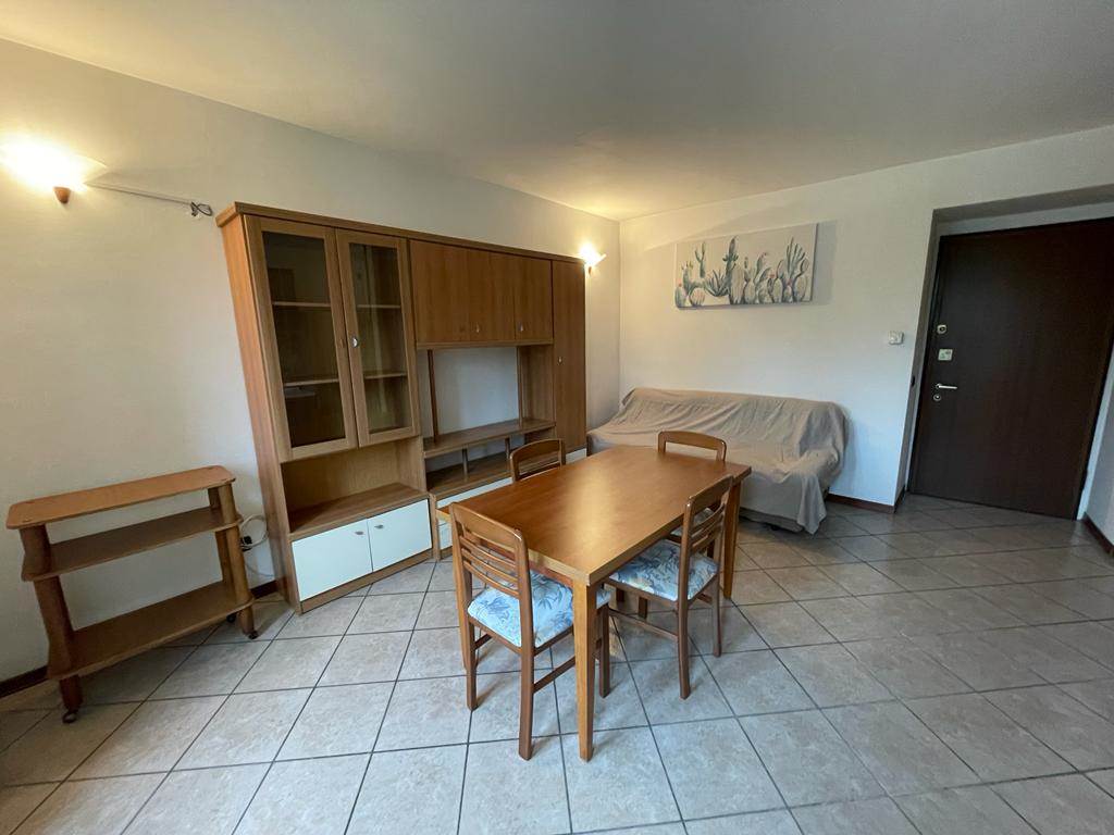 Cantù Bilocale in corte ristrutturata