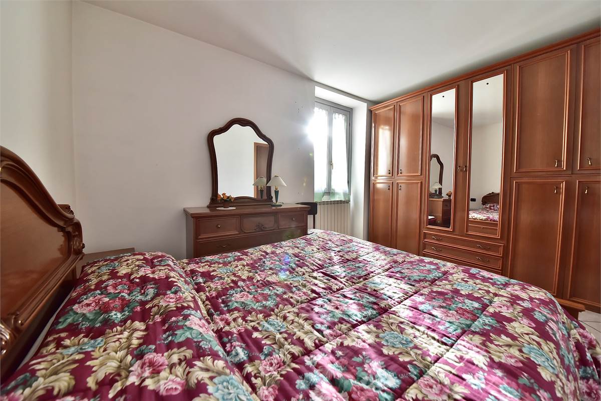 Cantù Bilocale in corte ristrutturata