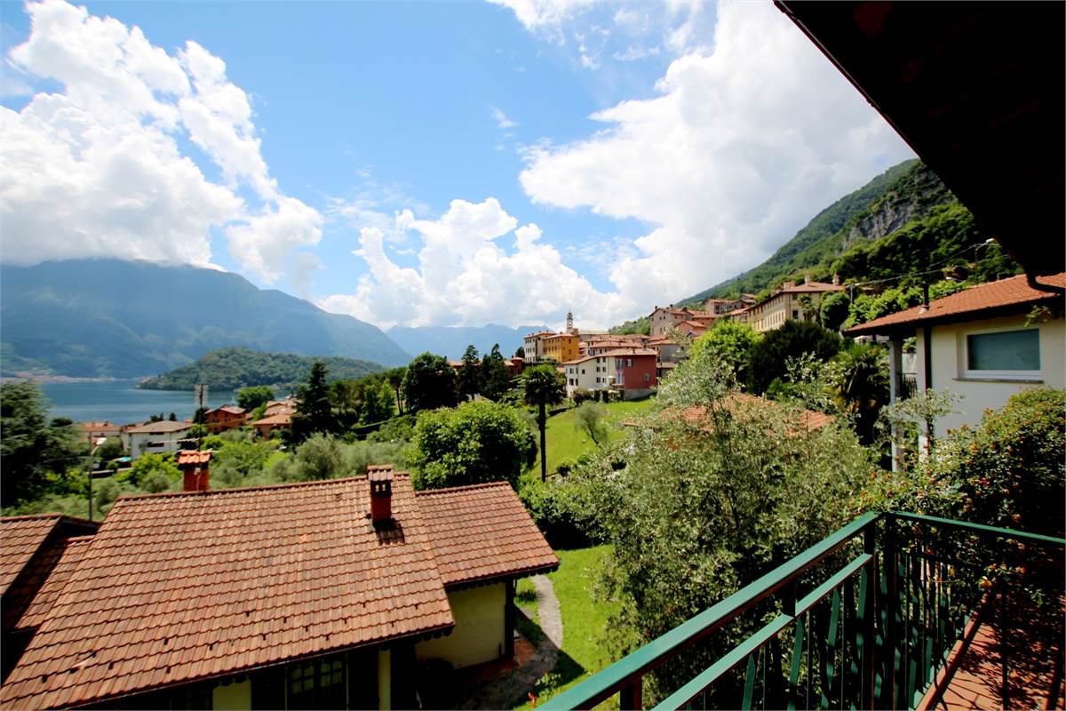 Vista-Lago-Como