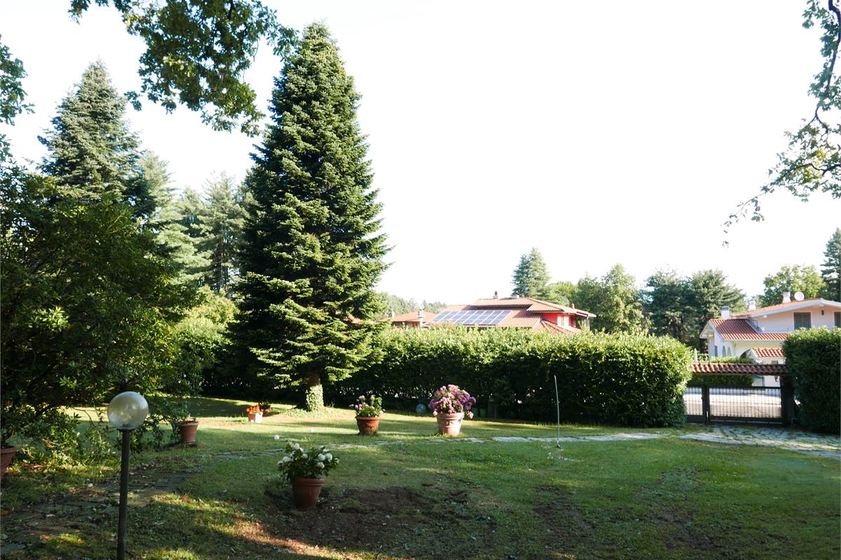 Guanzate Loc.Cinq'Fò Interessante Villa Singola 