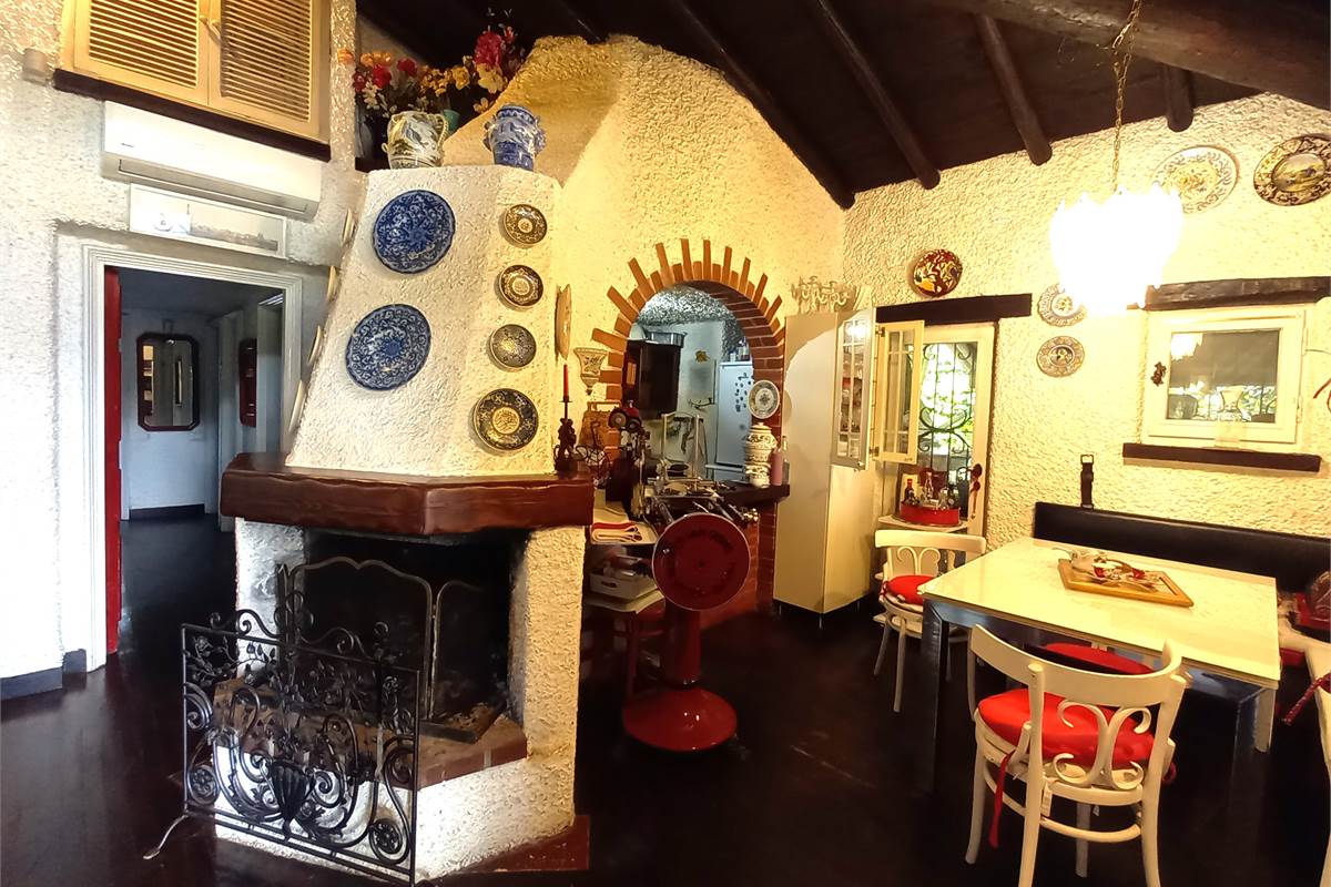 Guanzate (CO) Cinq'Fò Vendesi Villa Singola
