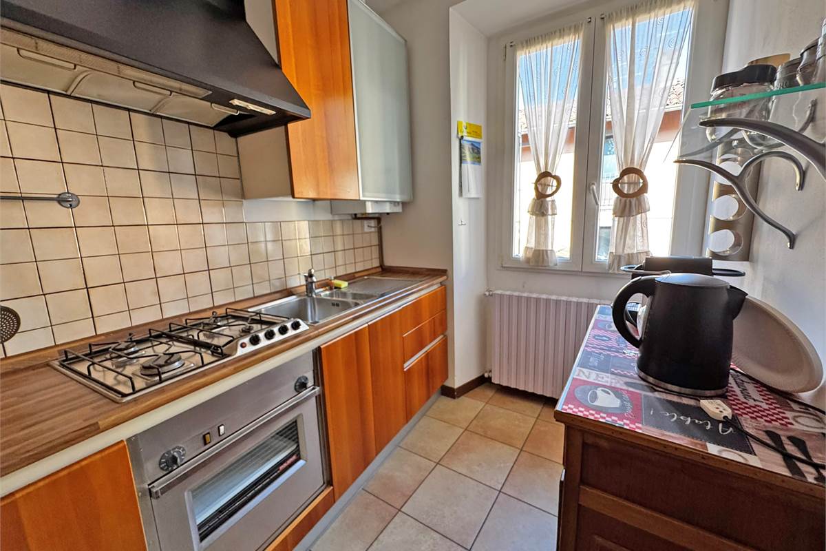 Ampio Monolocale a due passi dalle mura.