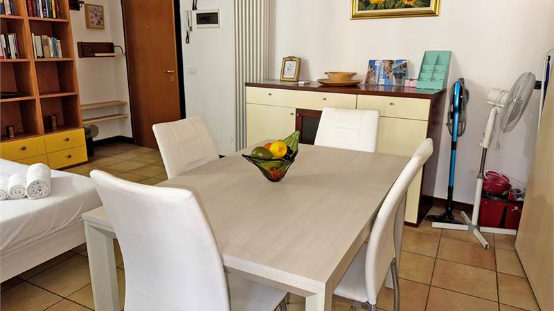 Ampio Monolocale a due passi dalle mura.