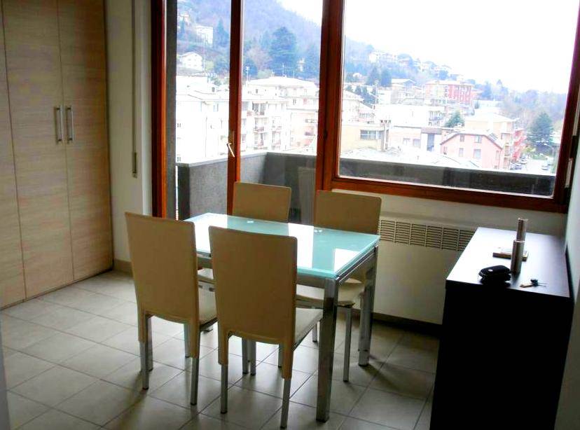 ampio monolocale con terrazzo