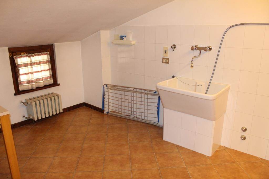 Como Lora Signorile quadrilocale